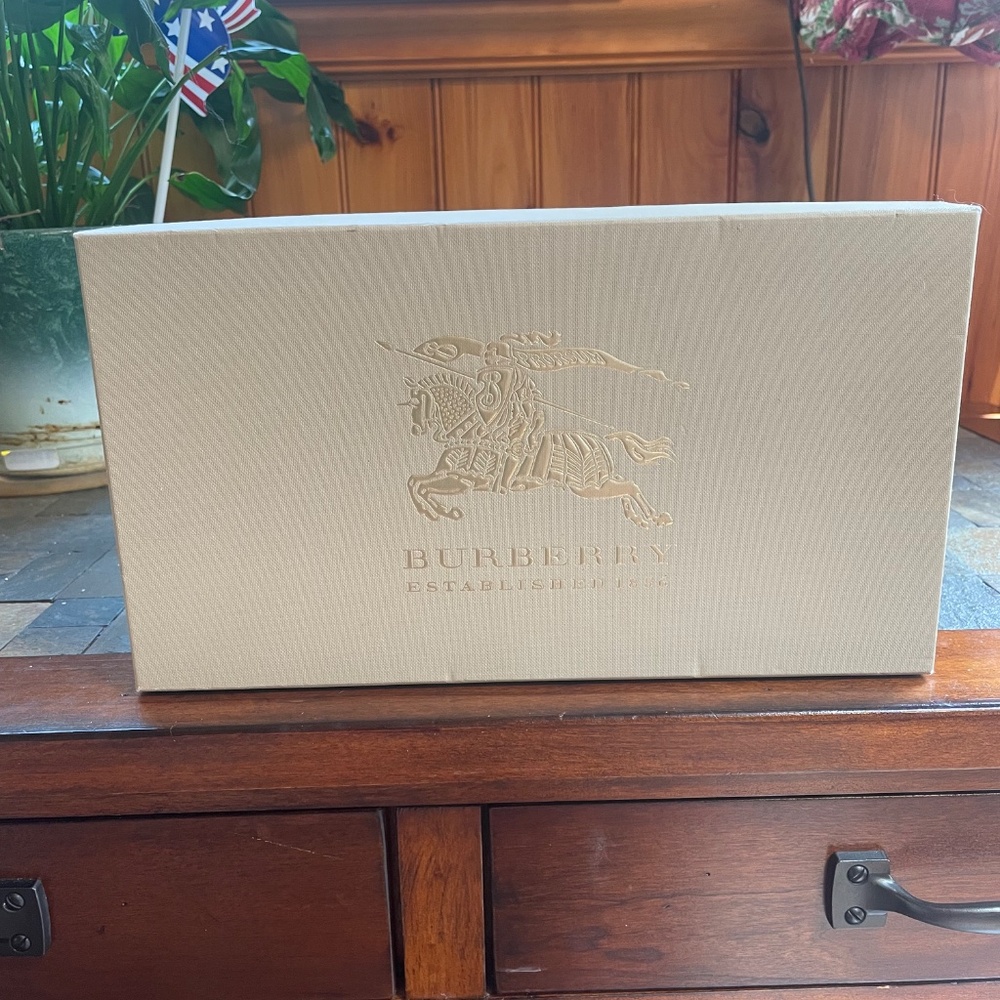 Burberry espadrille sandals - Picture 6 of 9